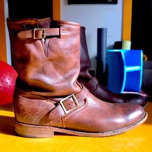 Vintage brand. Earthy, dressy motorcycle boot